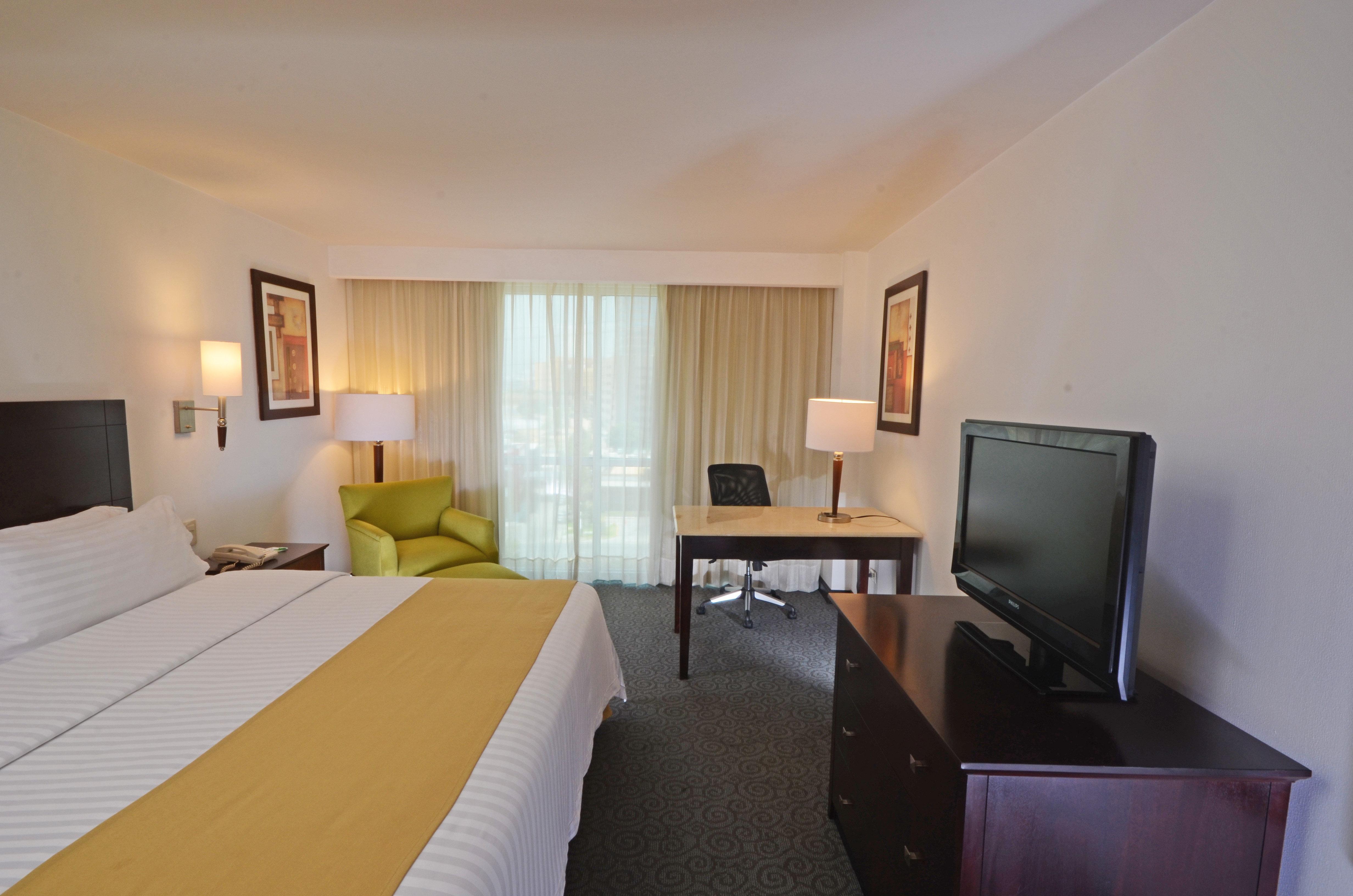 Holiday Inn Monterrey Valle By Ihg San Pedro Garza Garcia Exterior photo